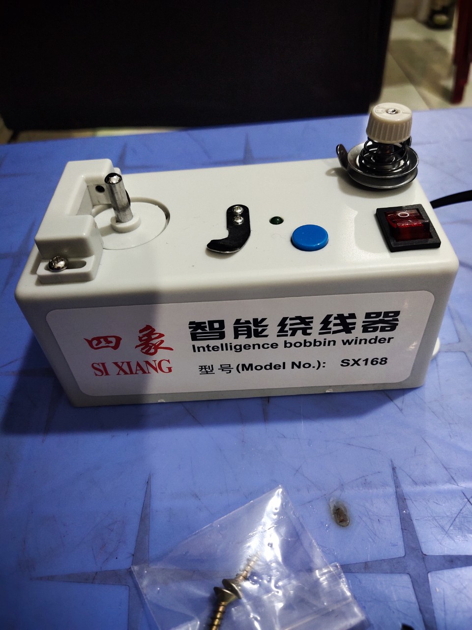 máy quấn chỉ điện tử
