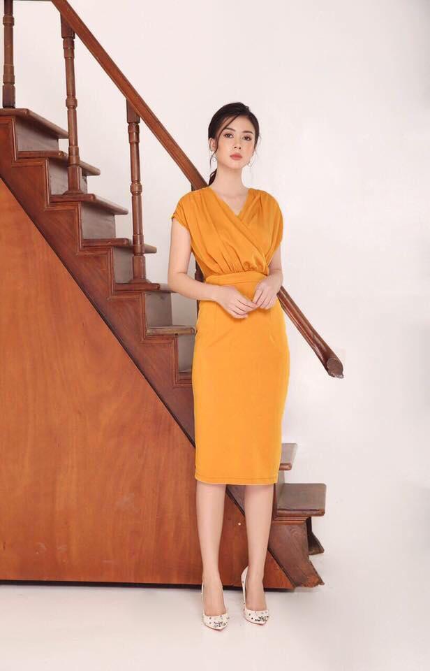 Đầm ôm xếp ly sang trọng