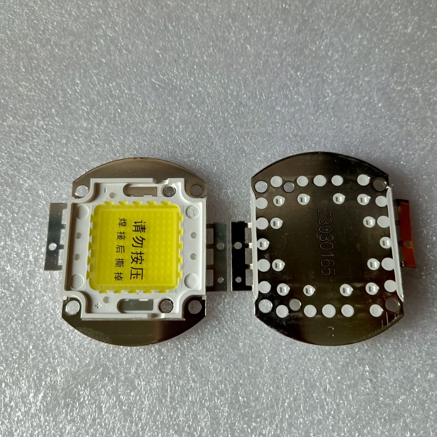 CHIP LED 60W – 180LM/W - Z100 - USA