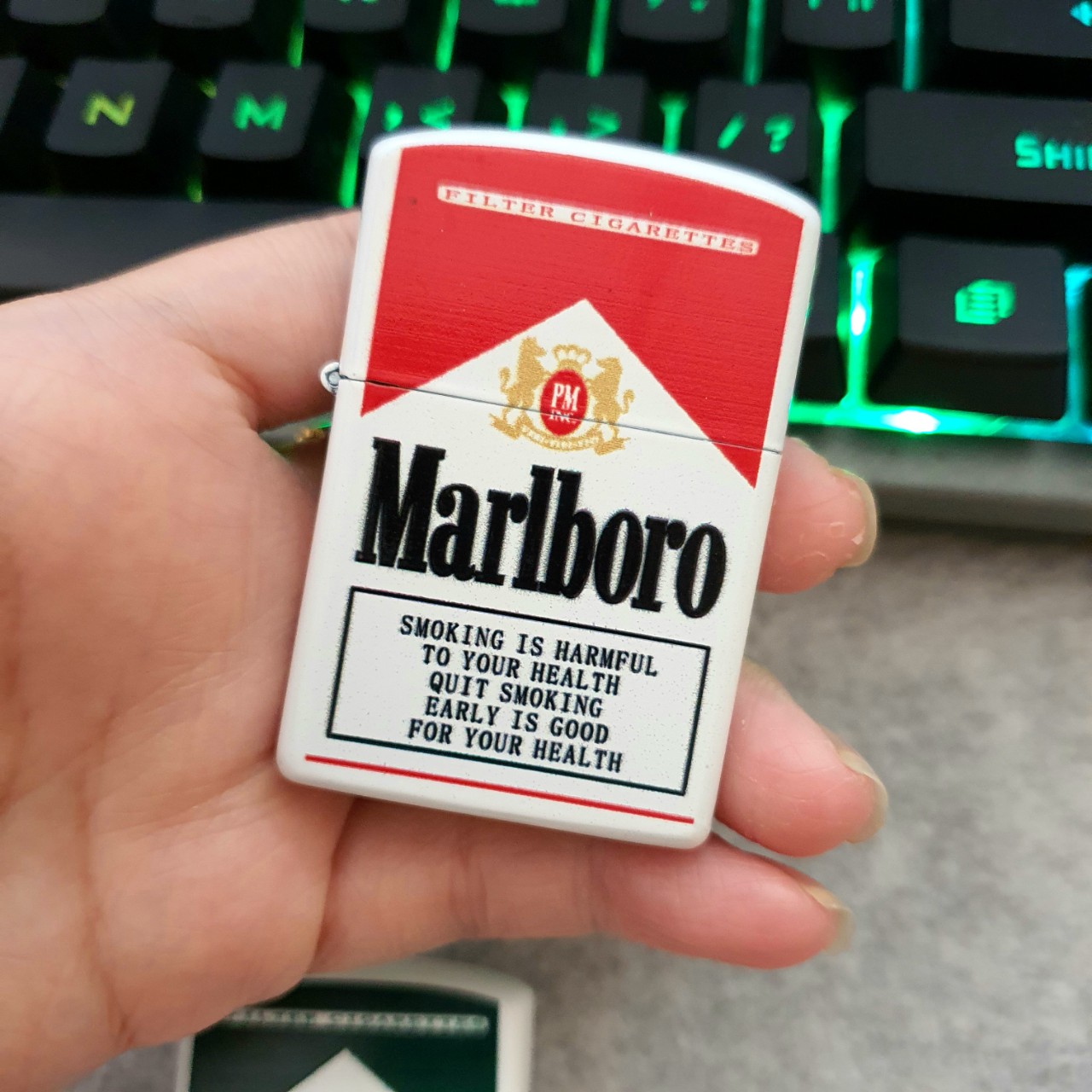 ( Bán Chạy ) Bật Lửa Zippo ͏Ma͏r͏l͏b͏o͏r͏o Đời La Mã ( Tặng Kèm Combo Đá Bấc Xịn)