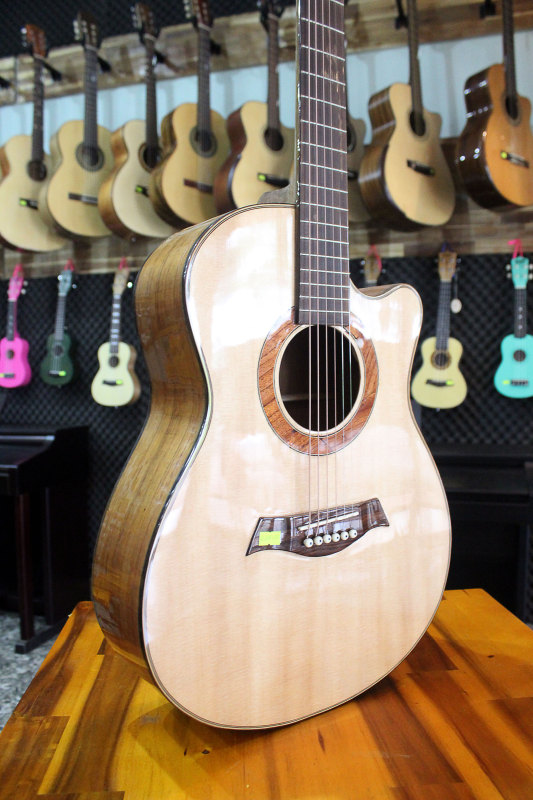Đàn Guitar Acoustic chất lượng cao A0031LT
