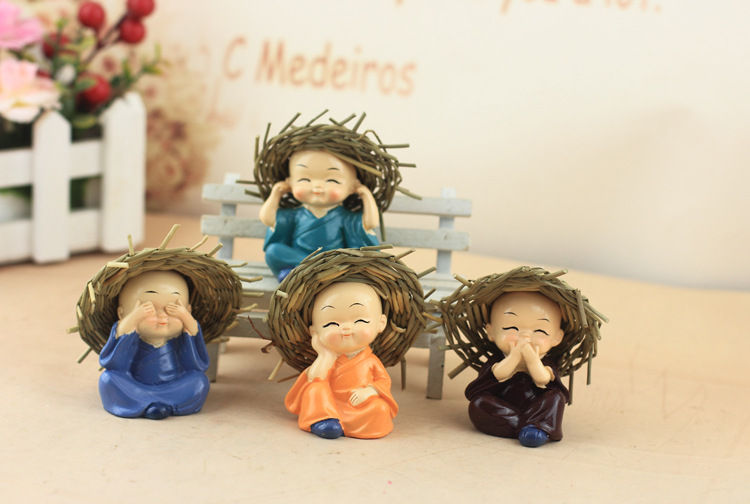 Bộ 4 tượng chú tiểu tứ đội nón rơm