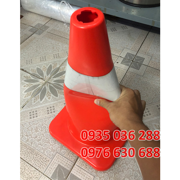 Cọc tiêu giao thông cao 45 cm