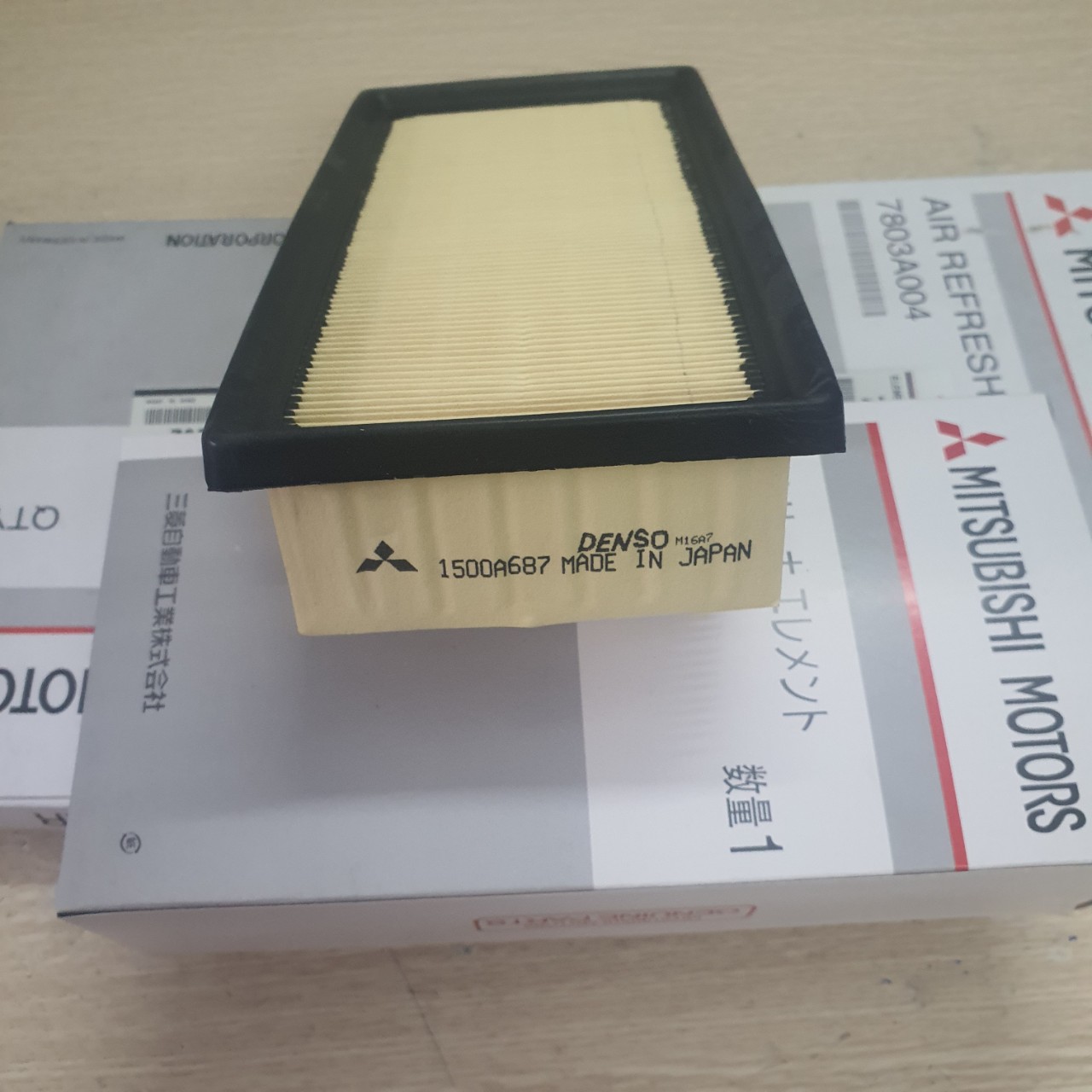 Lọc gió động cơ Mitsubishi Xpander