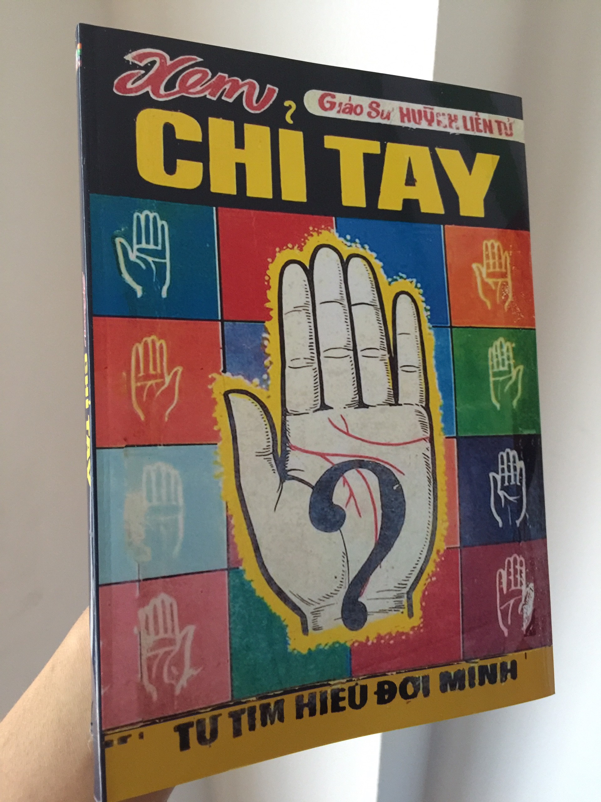 Sách xem chỉ tay huỳnh liên tử