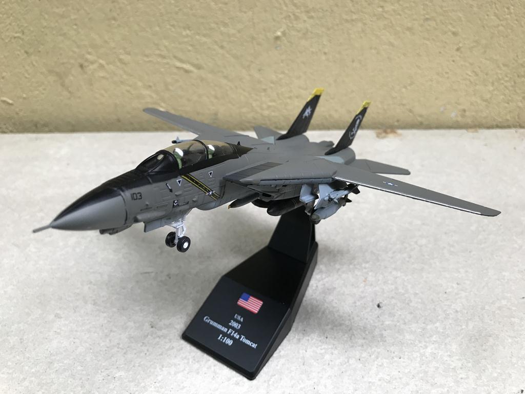 Model of F-14A Tomcat V-84 1/100 Aircraft