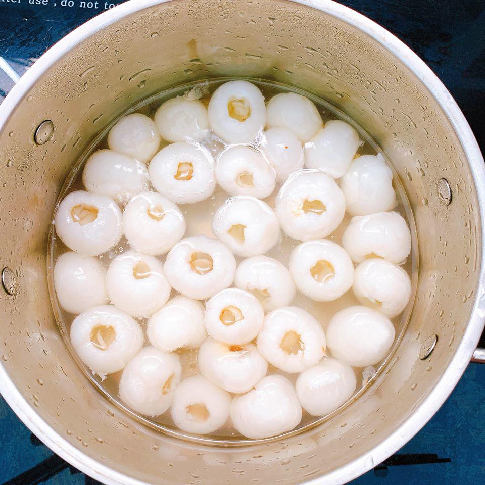 Vải thiều nước đường Thanh Hà 565g  - Bếp Chè Thái