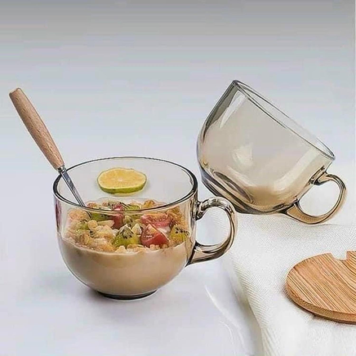 Cốc Thuỷ Tinh Màu Hổ Phách Có Tay Cầm