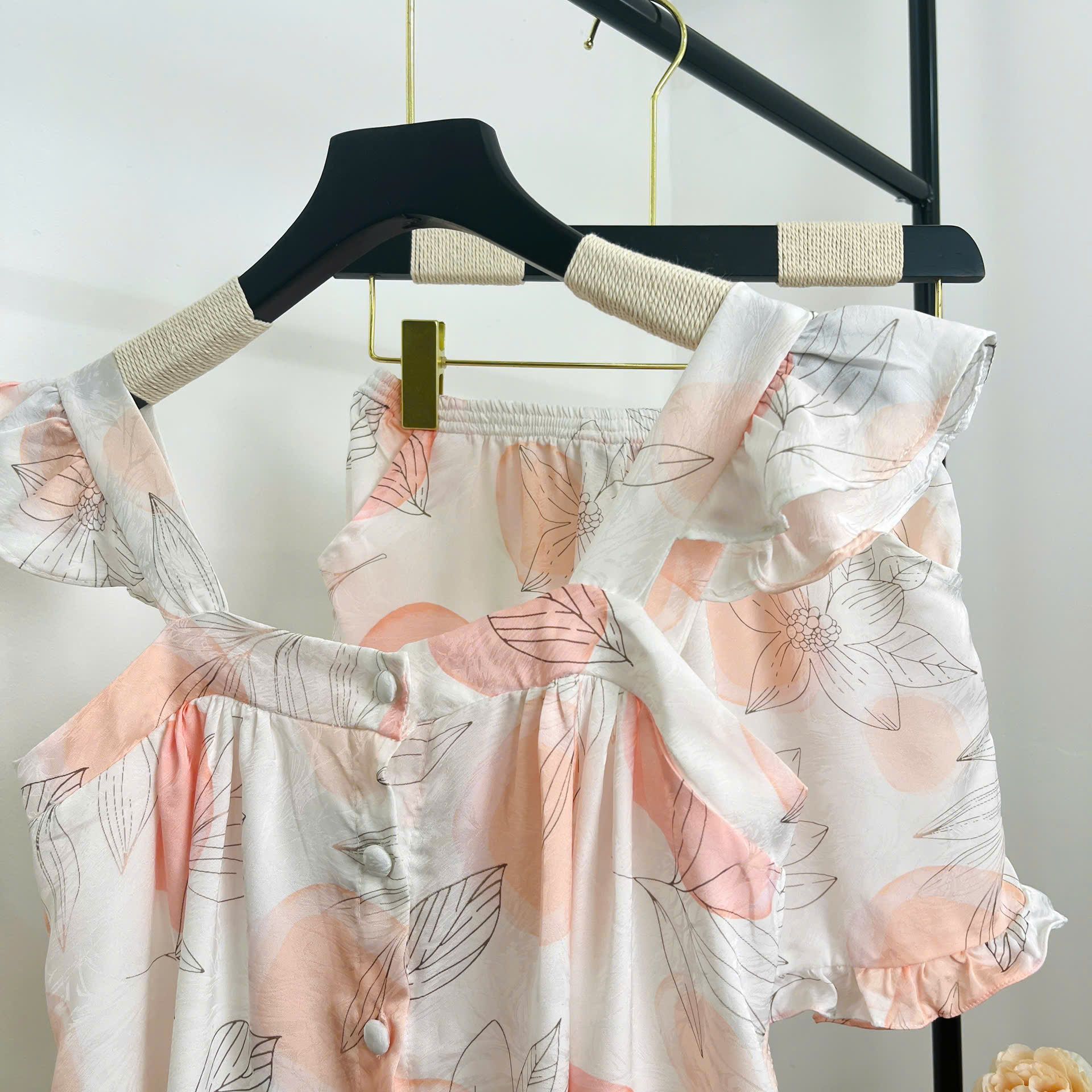 VIBES Đồ bộ 2 dây cánh tiên Lụa gấm Lillie Straps Set