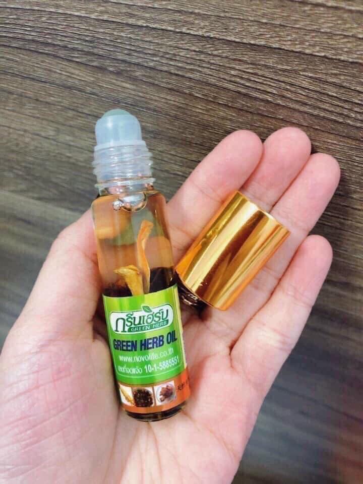Dầu lăn thảo dược nhân sâm Thái 8ml