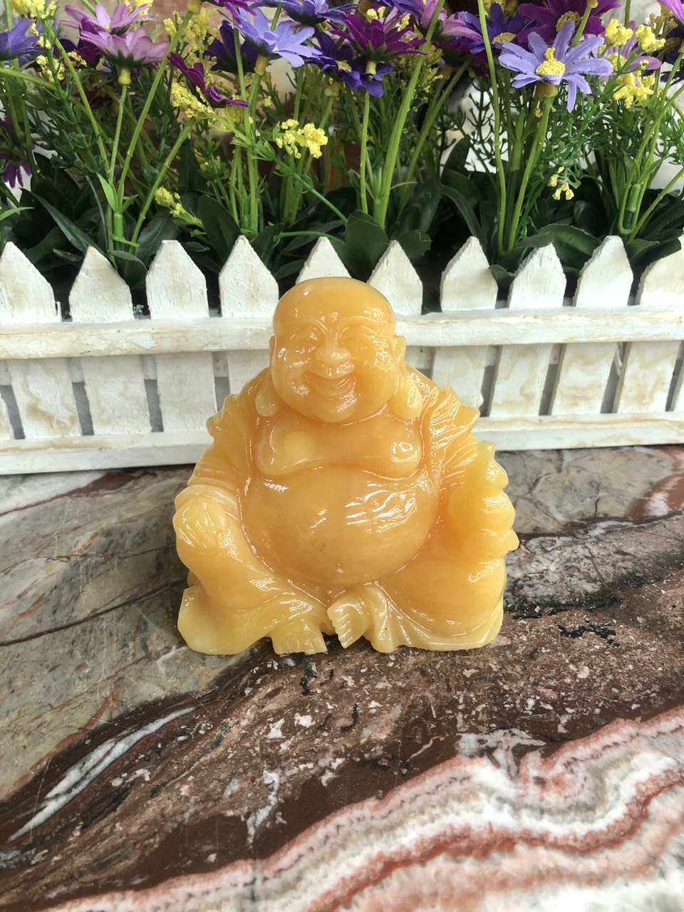 Tượng Phật Di Lặc cầm hồ lô và thỏi vàng ngân lượng kim nguyên bảo đá ngọc hoàng long trang trí taplo xe ôtô, bàn làm việc - Dài 10 cm