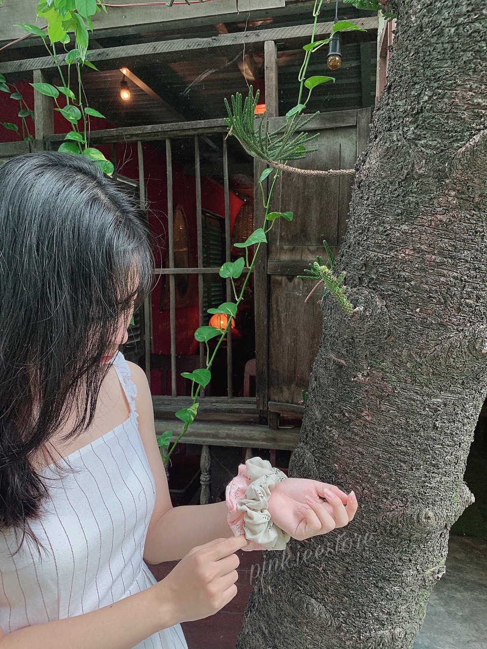SCRUNCHIES VẢI HOA SIÊU ĐẸP - CỘT TÓC HOTTREND