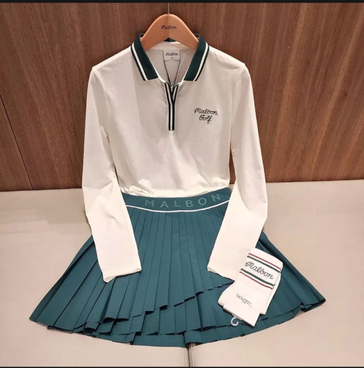 VÁY GOLF NỮ MALBON  ĐẸP,TRẺ TRUNG,CO GIÃN TỐT