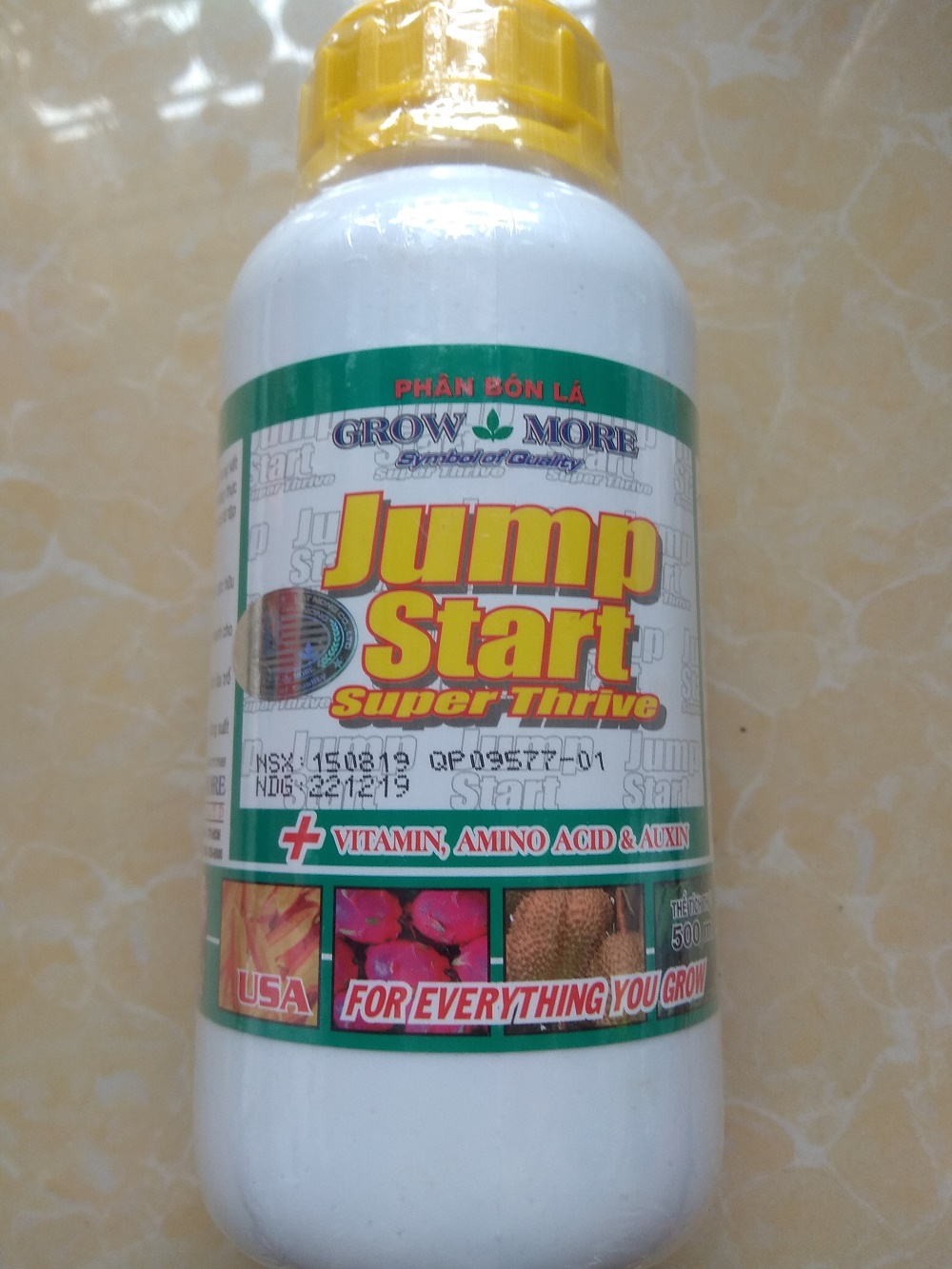 [HCM]Phân bón JUMP START Super Thrive - Chai 500 ml