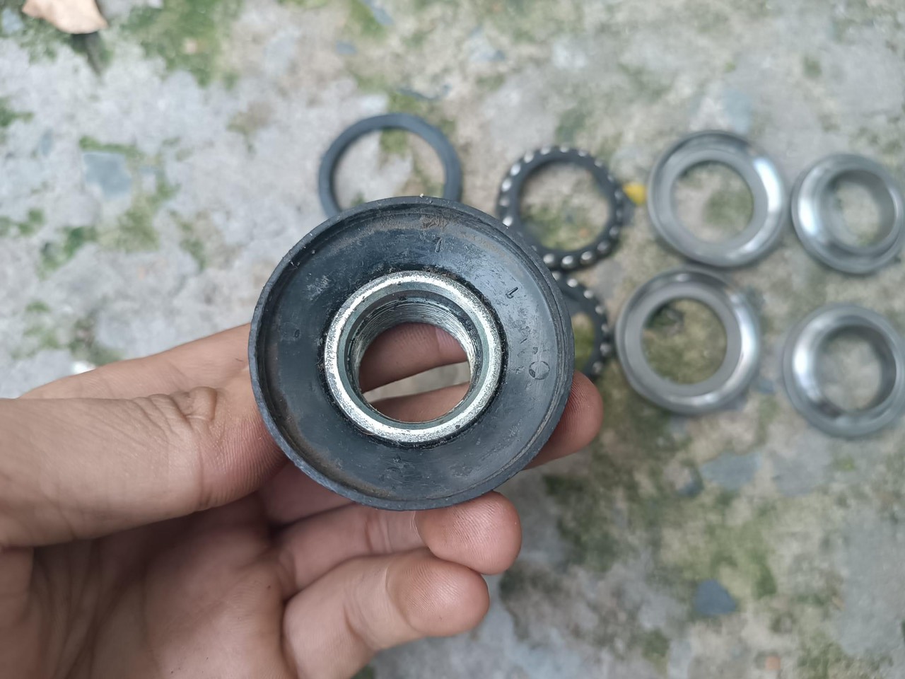 Bộ bi, chén cổ, chụp bụi honda 67, chaly, cd ( hàng tháo xe) -NN