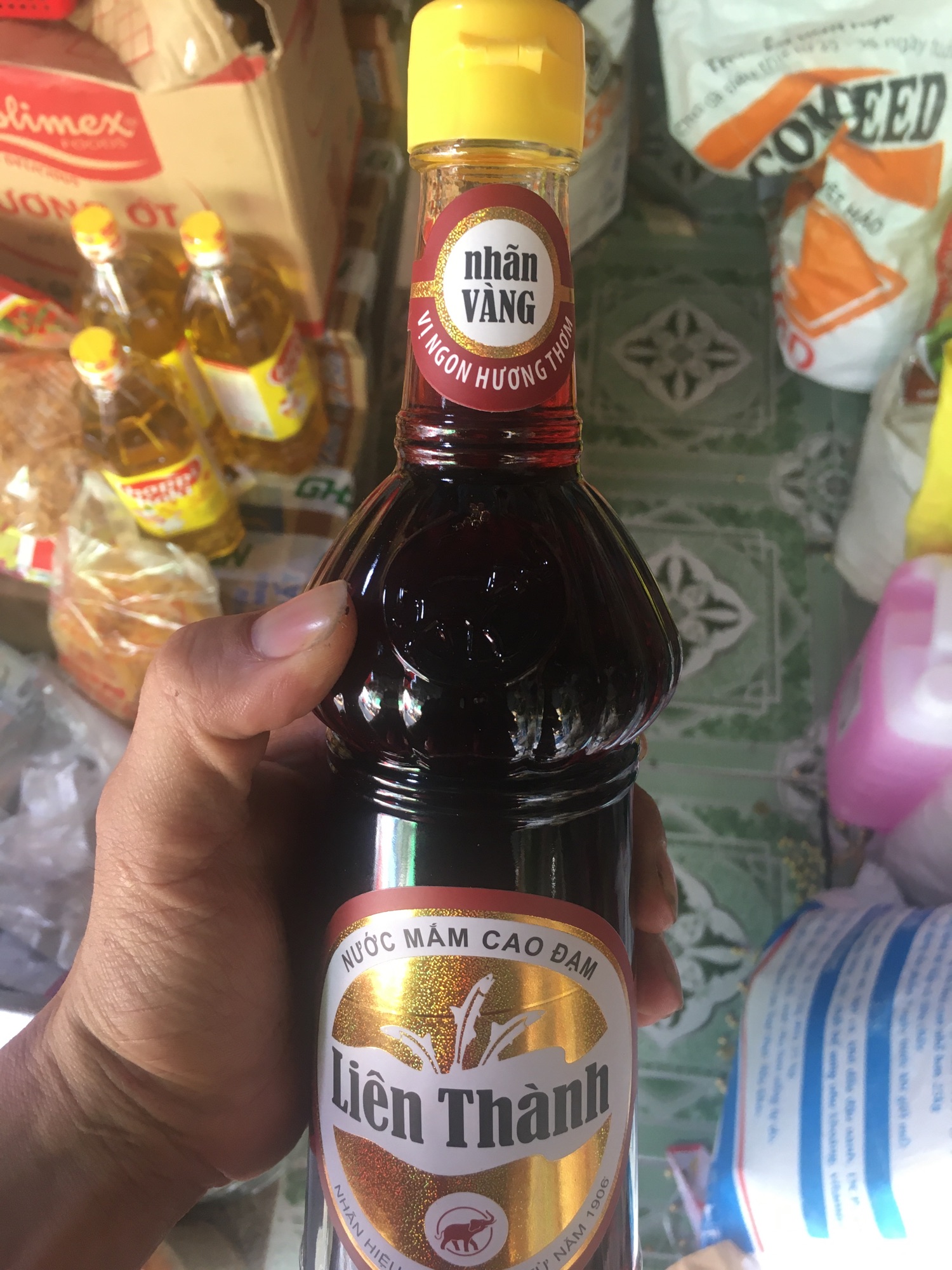 Nước mắm Liên Thành Nhãn Vàng 600ml