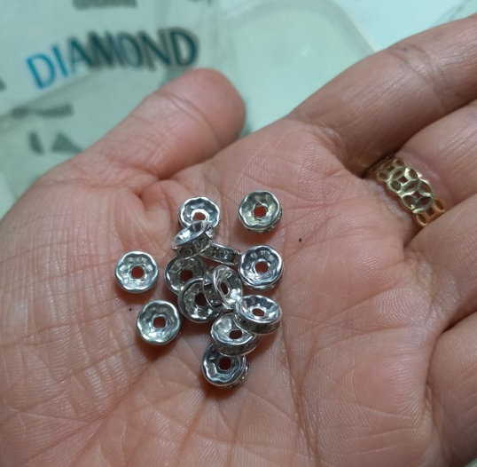 10 Charm đệm hạt size 6-8mm