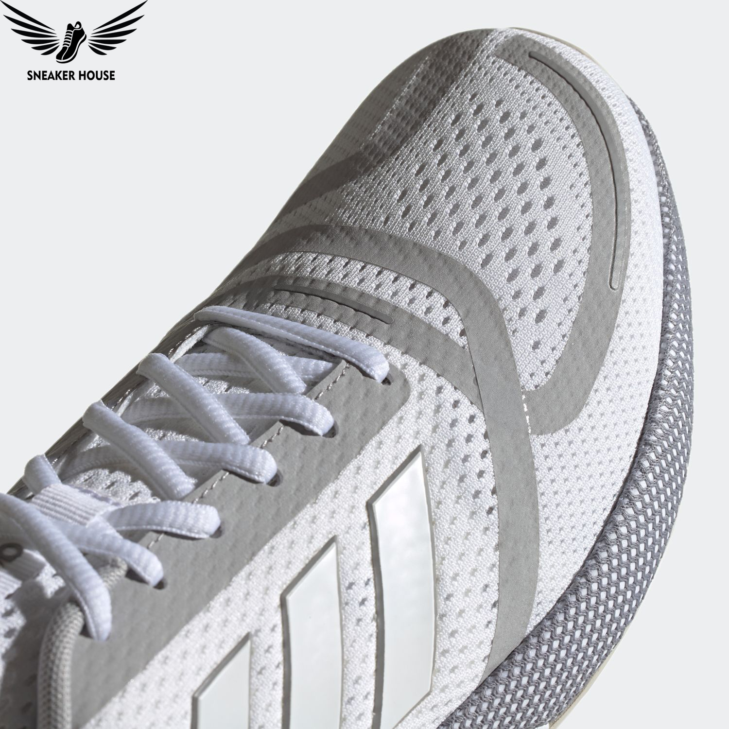 Giày thể thao chạy bộ Adidas Novan Run EE9266