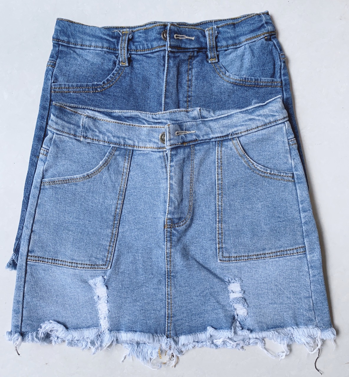 [HCM]Chân váy jean co giãn nhẹ size M L XL (2 màu)