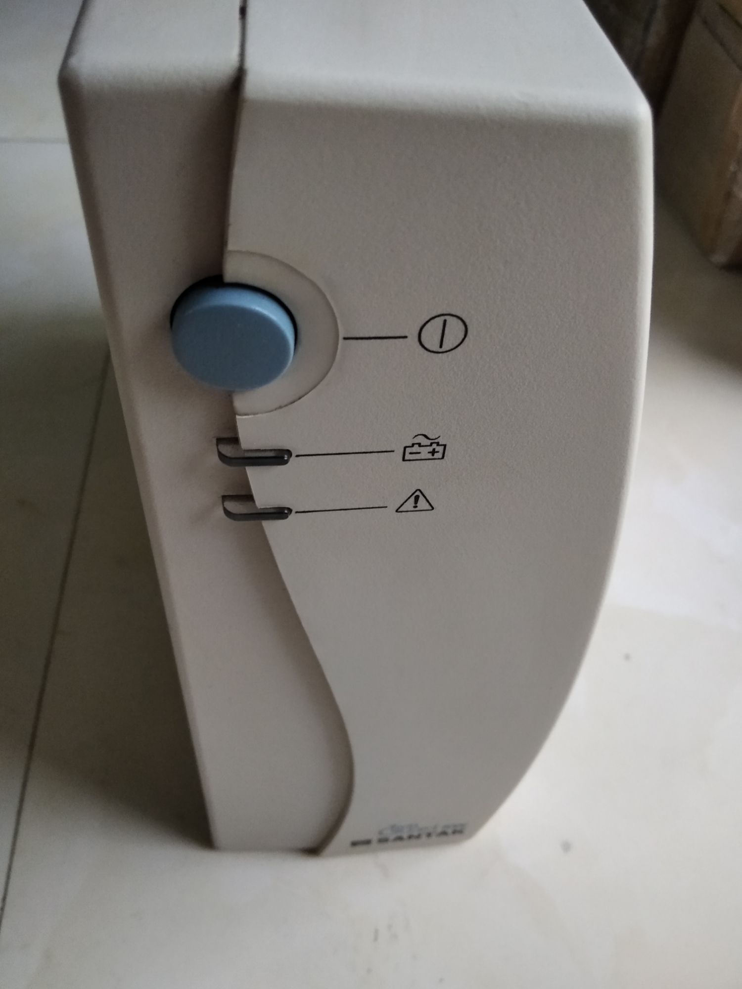 BỘ LƯU ĐIỆN SANTAK TG1000 OFFLINE