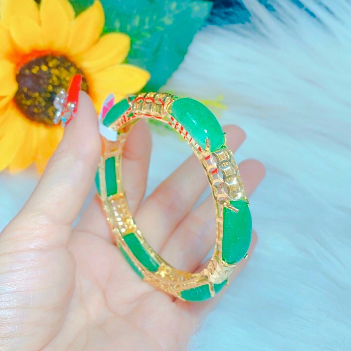 Vòng tay cẩm thạch xanh mạ vàng 18k mẫu mới cực đẹp