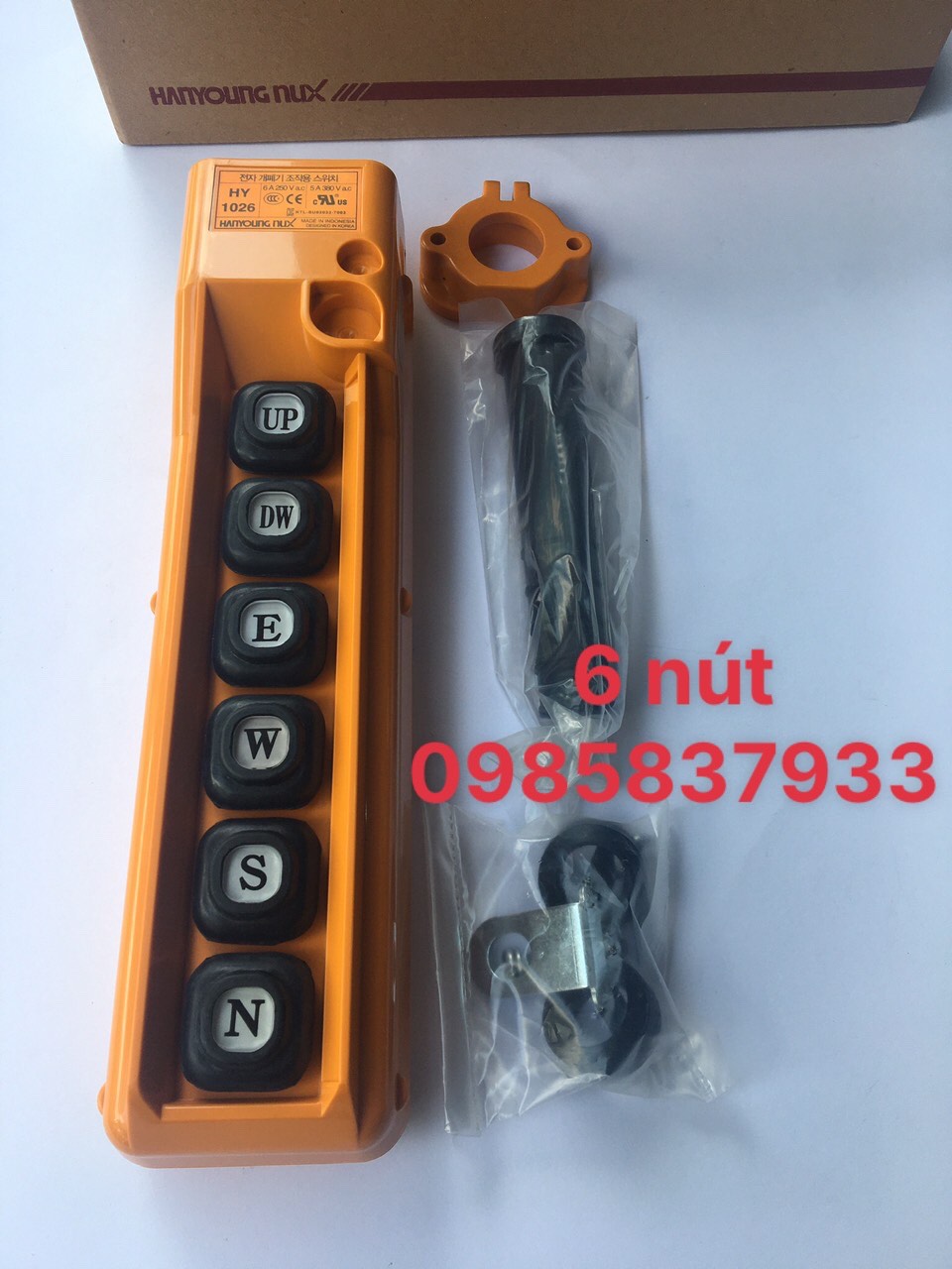 Tay bấm điều khiển cầu trục 6 nút Hàn Quốc dùng điều khiển an toàn tiện lợi cho các thiết bị nâng
