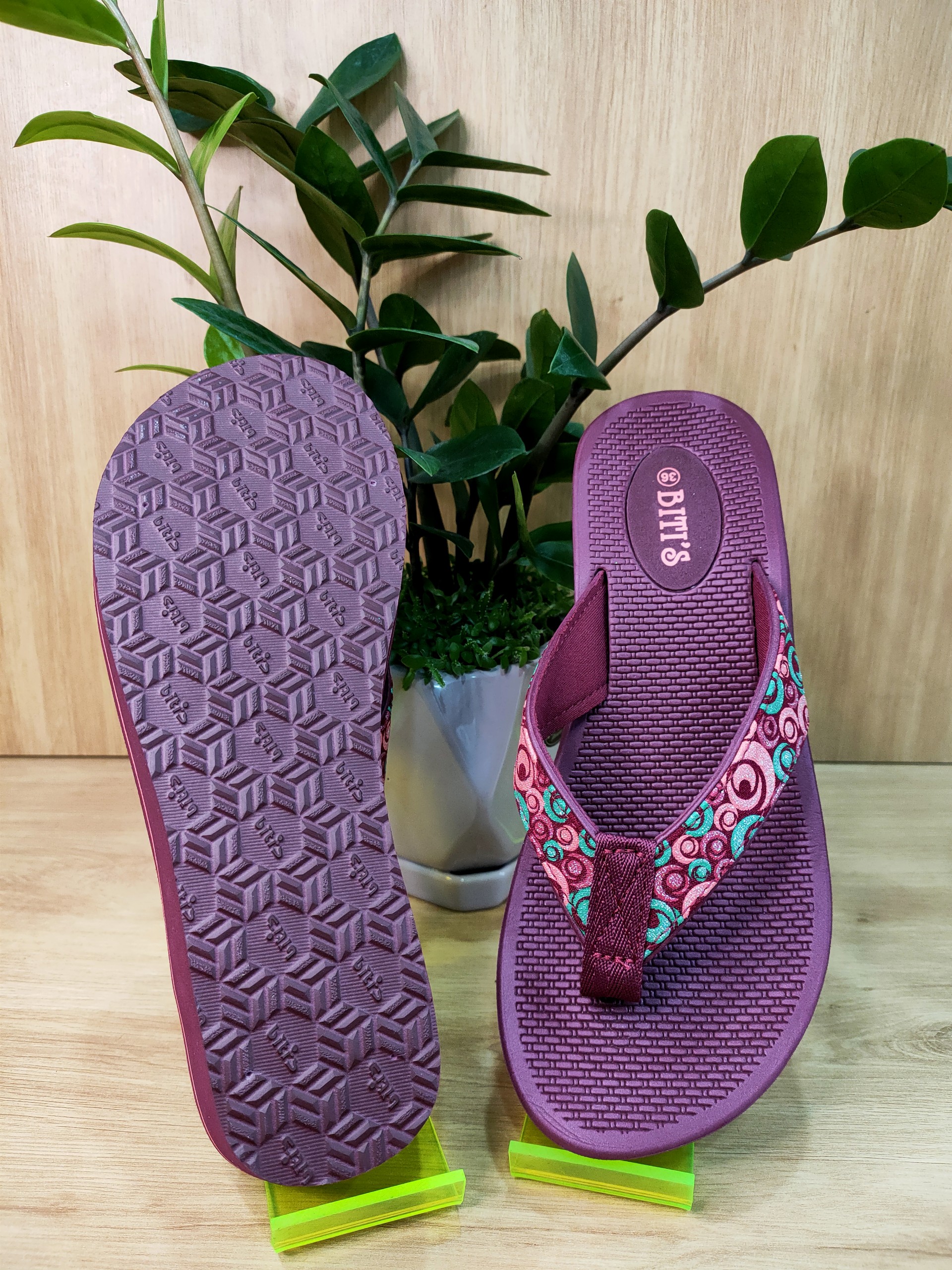 Dép quai kẹp xỏ ngón Biti's nữ đế 5cm