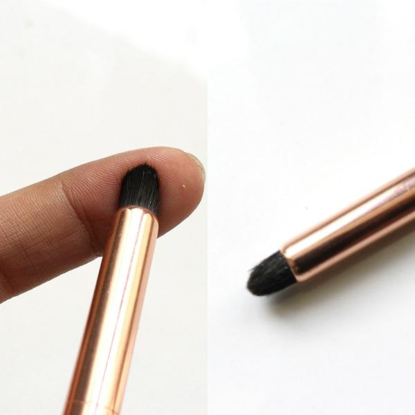 [HCM]Cọ Đánh Hốc Mắt Charlotte Tilbury Eye Smudger