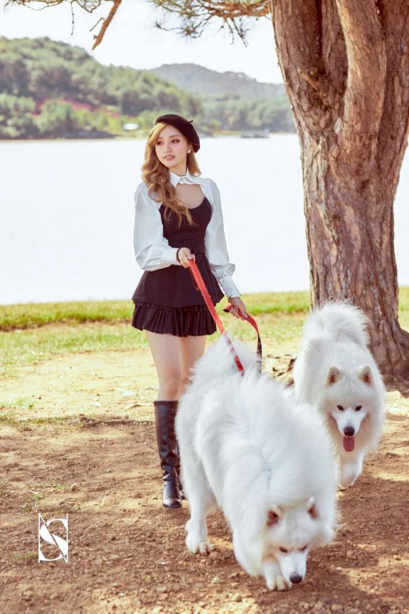 Áo Peplum Cổ Sơ Mi (Đen phối Trắng)