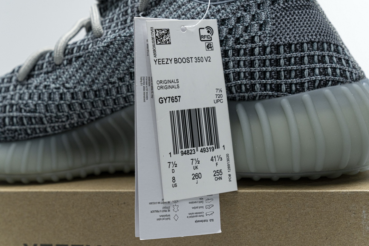 Giày sneaker Yeezy 350v2 Ash Blue