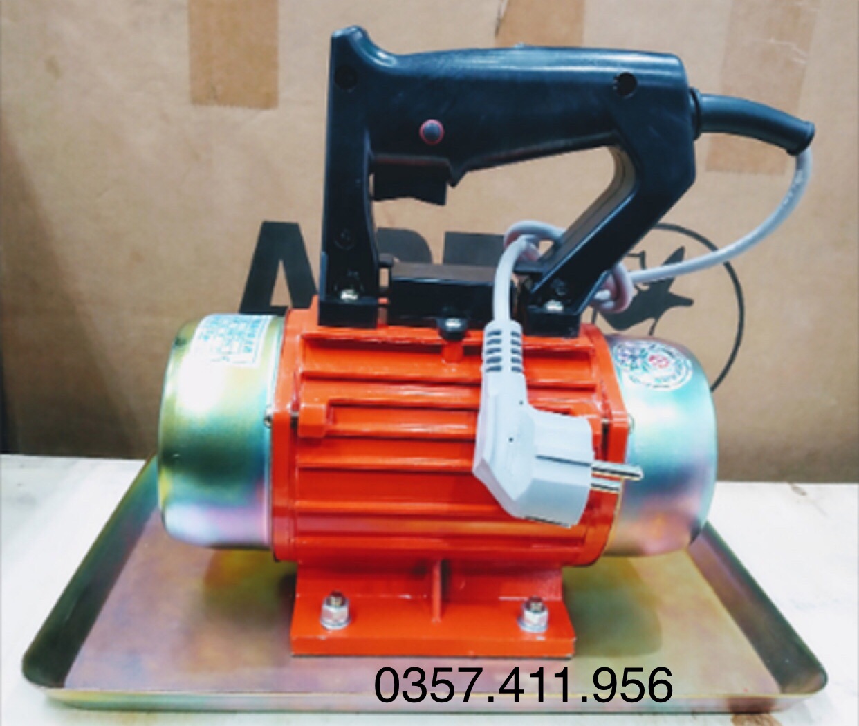 Máy đầm bàn mini cầm tay