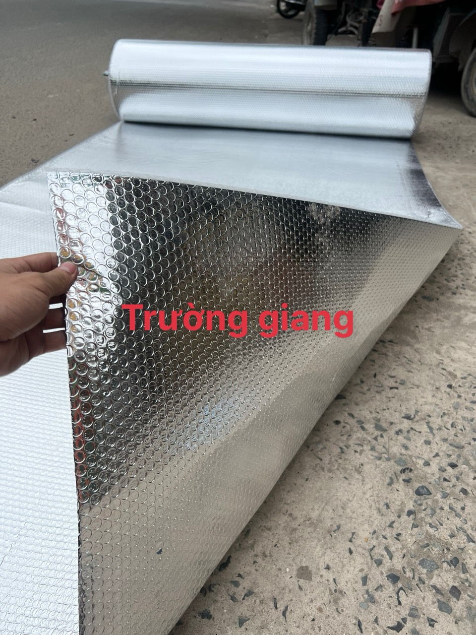 ( Khổ cao 1m x Dài 15m) Cuộn cách nhiệt 2 mặt màu bạc chống nóng