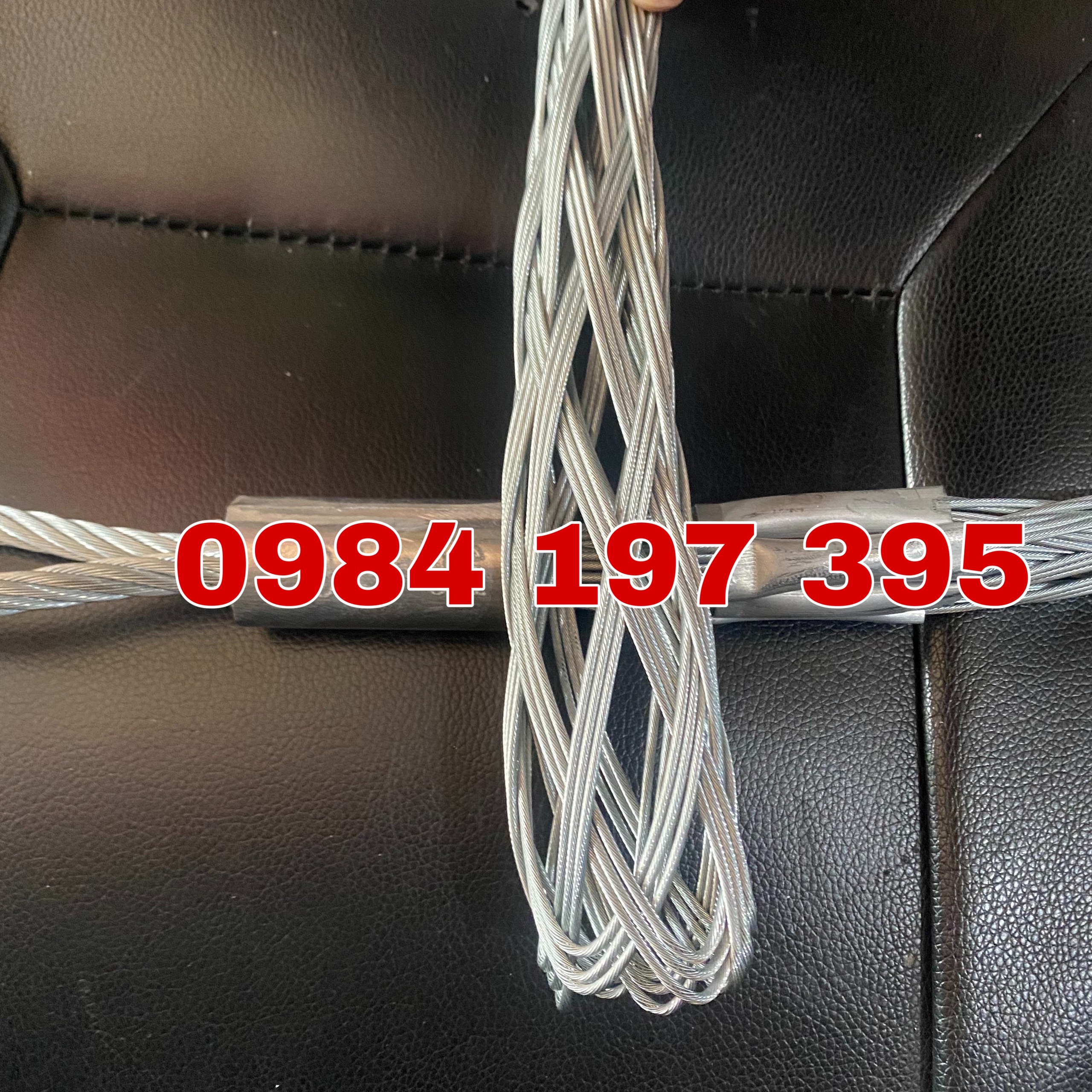 Rọ kéo cáp ngầm