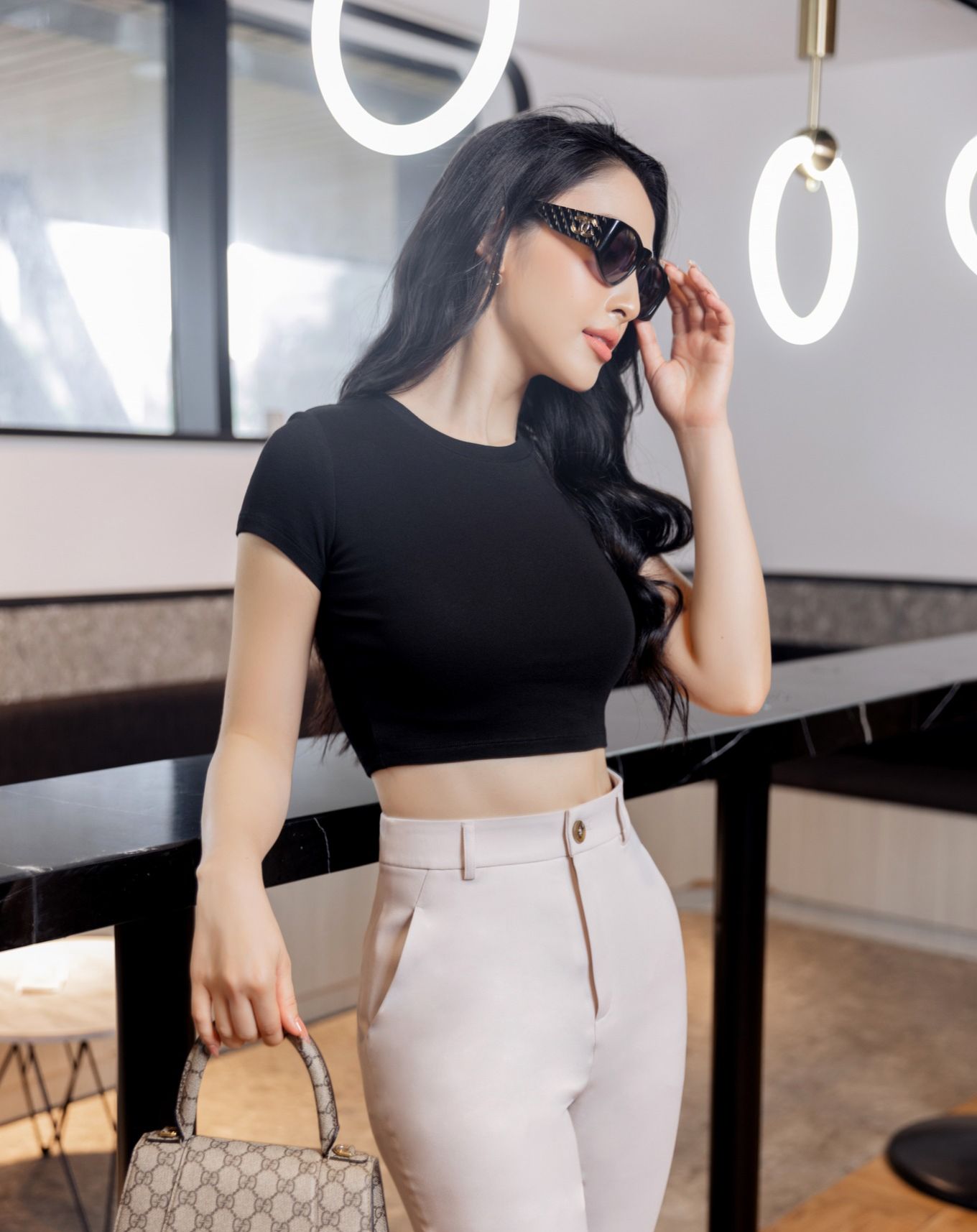 Áo phông croptop trơn basic D.CHIC MS: 186009