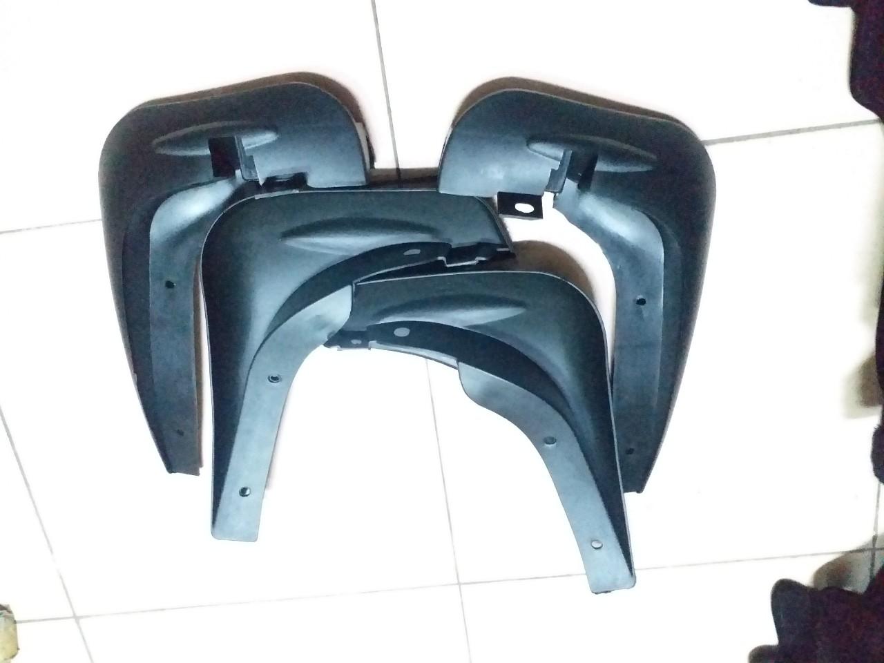 Bộ Chắn bùn xe Daewoo Matiz 1 và Matiz 2