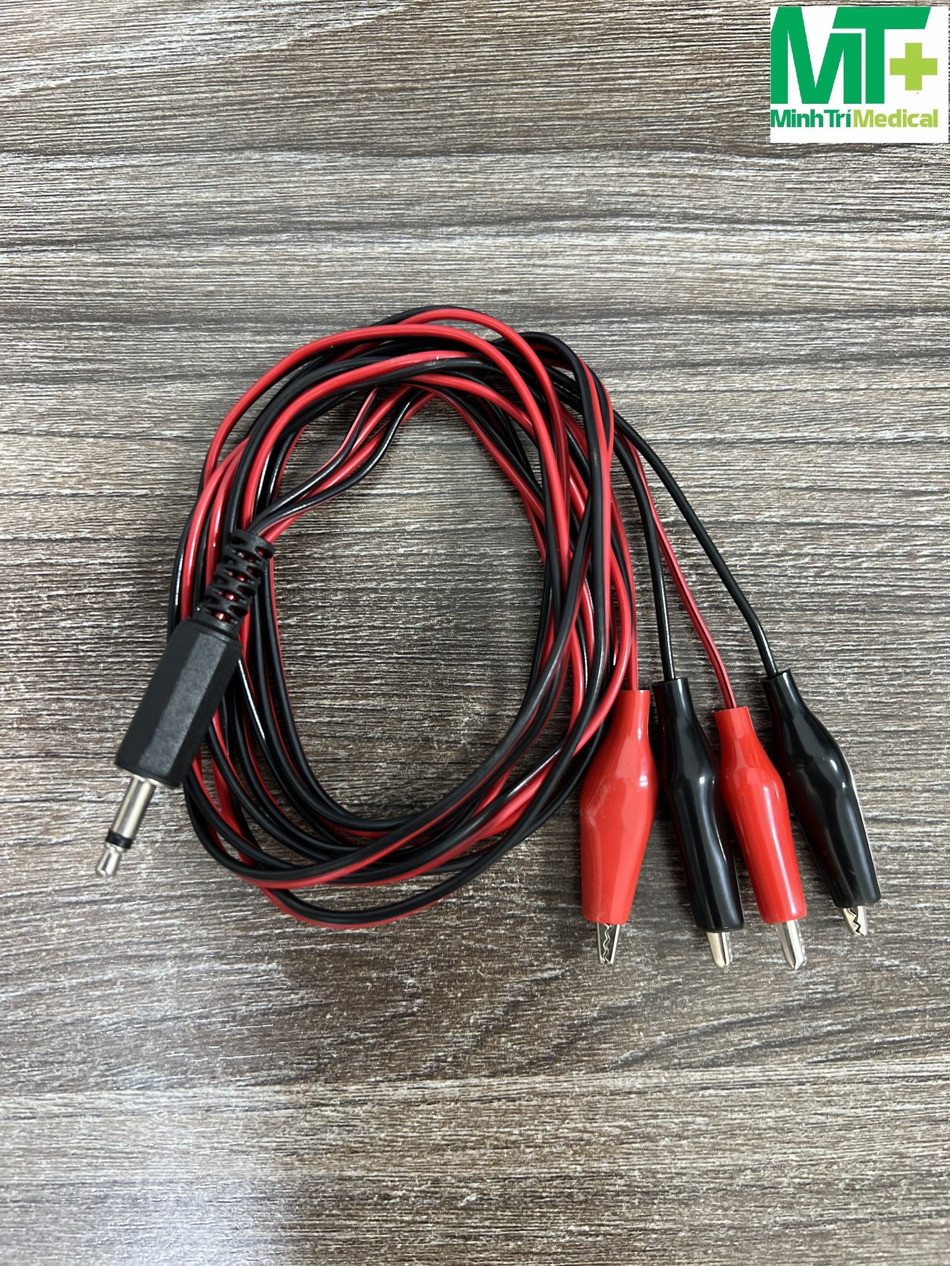 Dây máy điện châm cứu đuôi tròn 1 ra 4