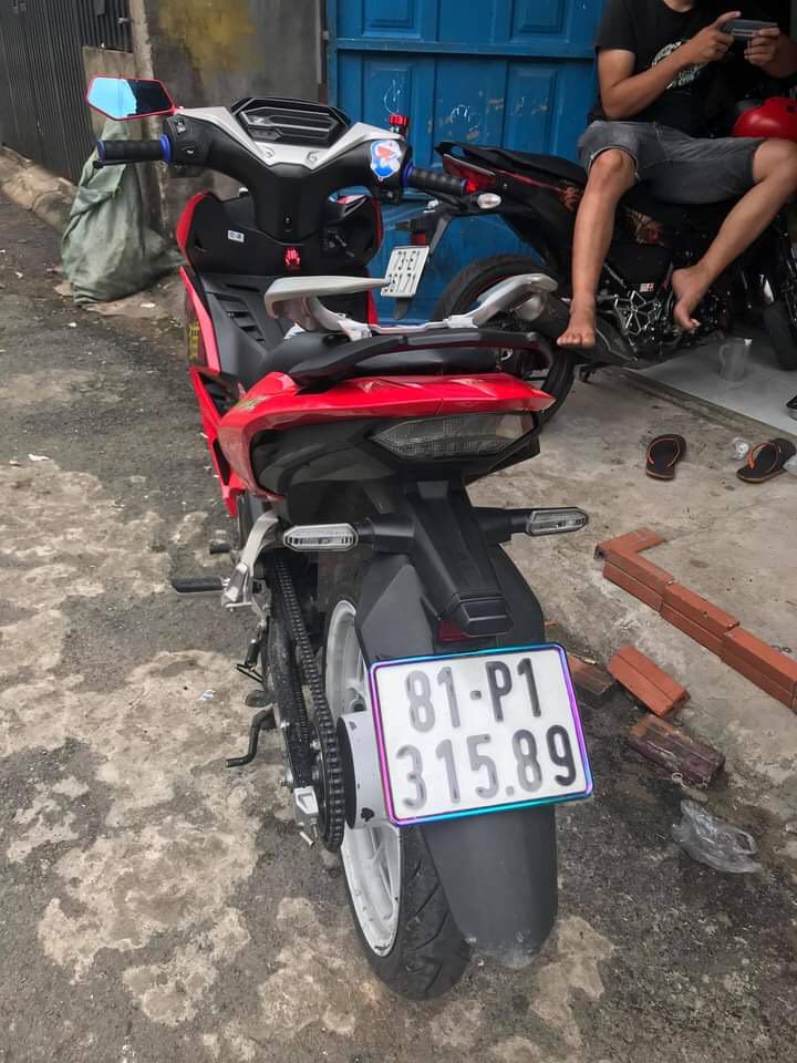 Cảng tay dắt winner V1 gắn winner X ( full bát )