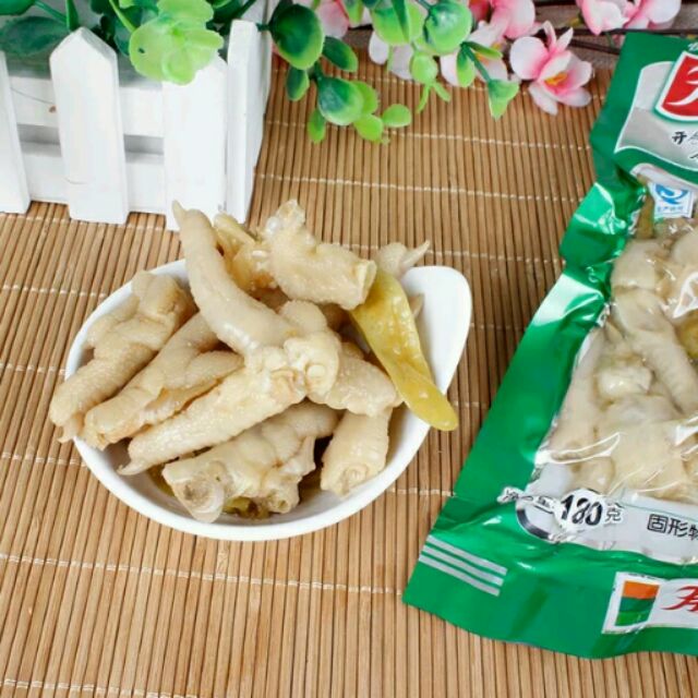 CHÂN GÀ CAY YUYU GÓI 180G