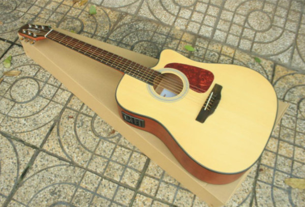Guitar Accoustic Takamine nhập khẩu có EQ Fishman 301 chính hãng