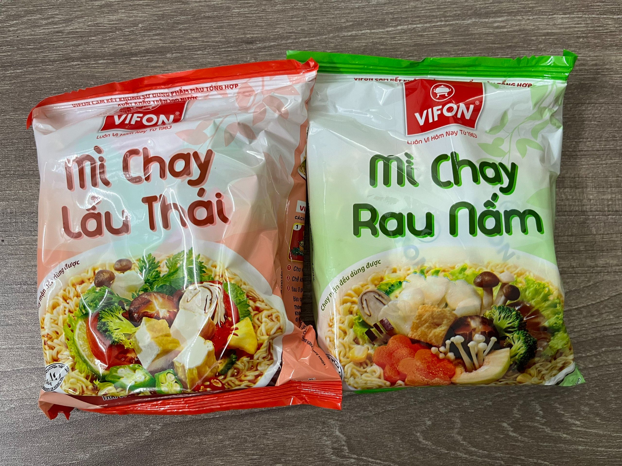 Mì chay lẩu thái Vifon 65g