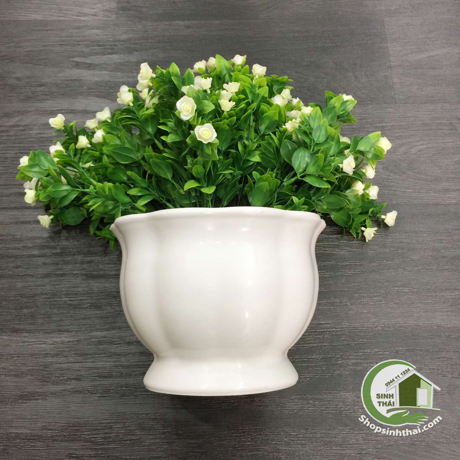 [HCM]Chậu nhựa trồng cây trái bí màu trắng 170 x 110 x 120cm