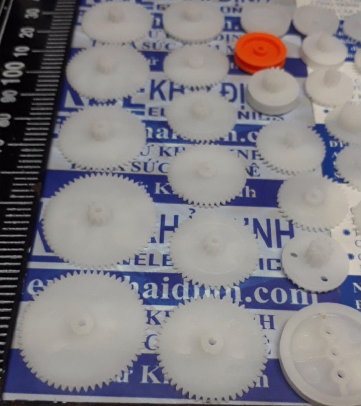 bộ 75 bánh răng, đĩa ròng rọc nhựa các loại + DÂY XU kde4948