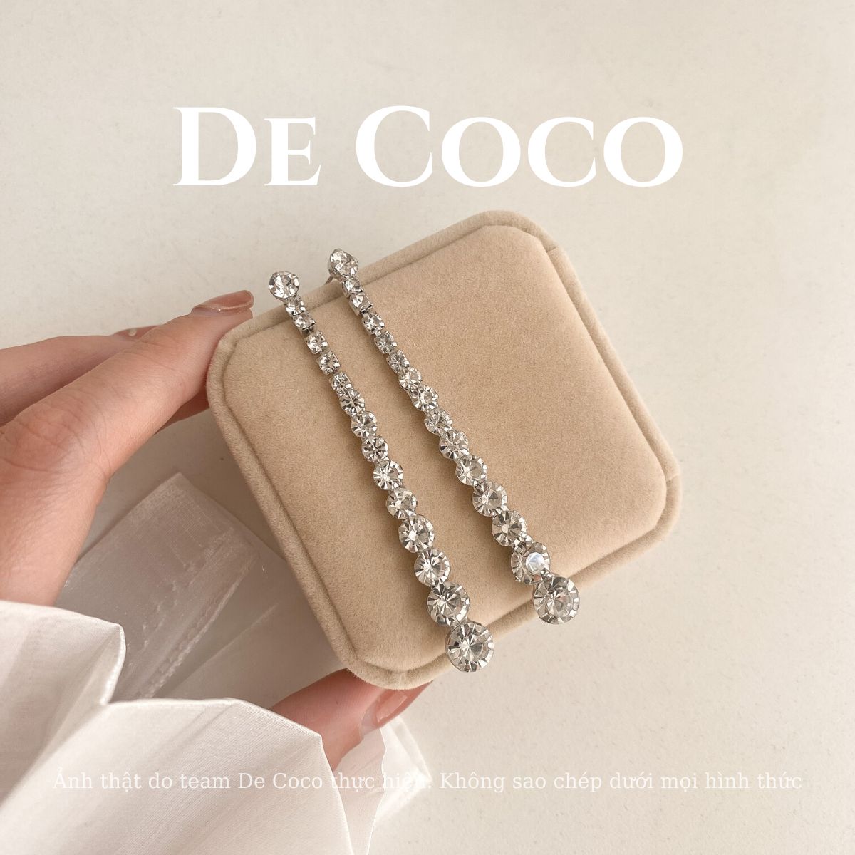 Khuyên tai đá dài De Coco