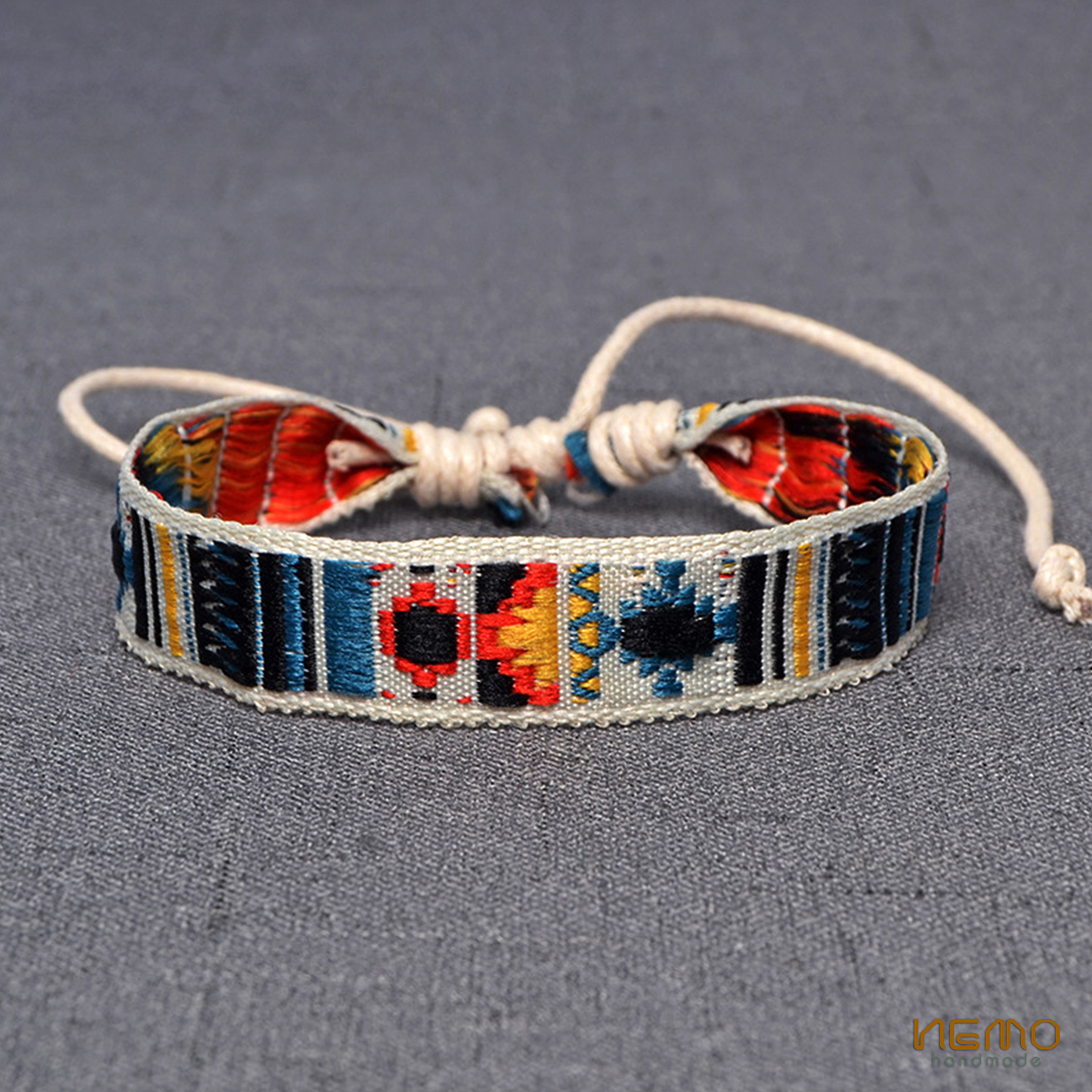 Vòng tay thủ công thổ cẩm Nemo Handmade - DTHA