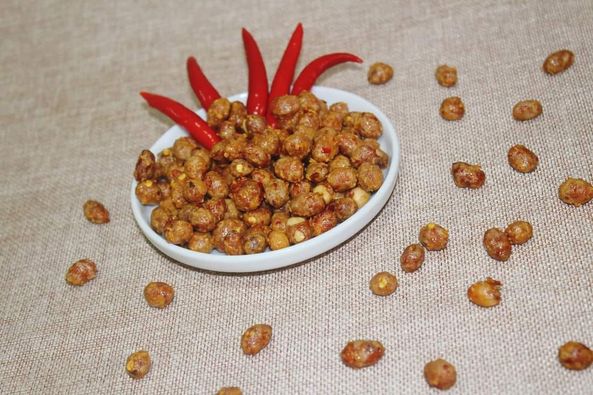 Đậu phộng rang tỏi ớt Pegachi - VITIFOOD - 500 gram