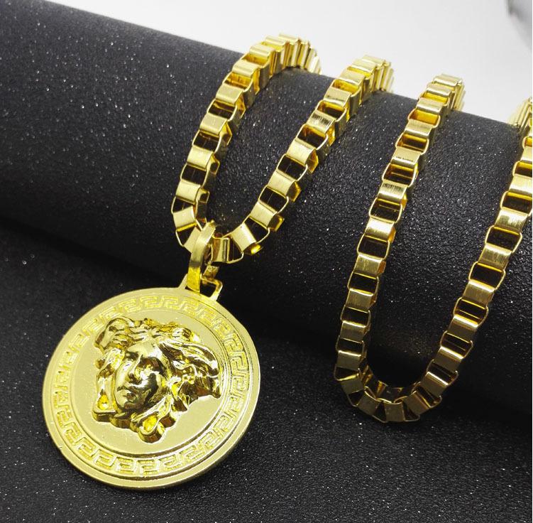 Vòng cổ Medusa Medusa chất lượng cao Châu Âu và Mỹ Mặt dây chuyền nam HIPHOP ( gồm cả bộ dây và mặt )