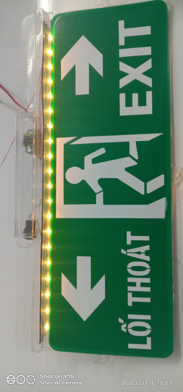 Biển, bảng , chỉ dẫn, thoát hiểm có gắn đèn led