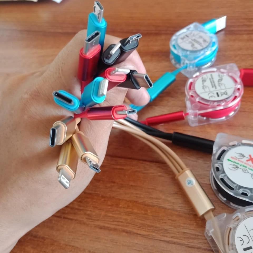Dây sạc dây rút 3 đầu.