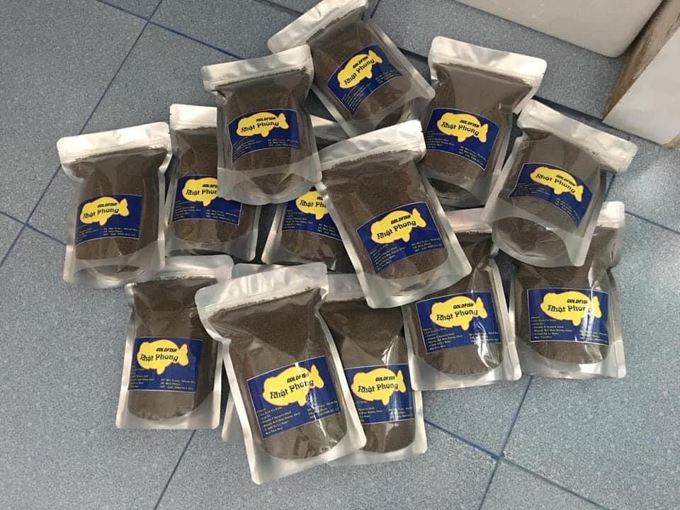 Japanese Phong Goldfish and Ornamental Fish Food for Goldfish (1kg Bag)