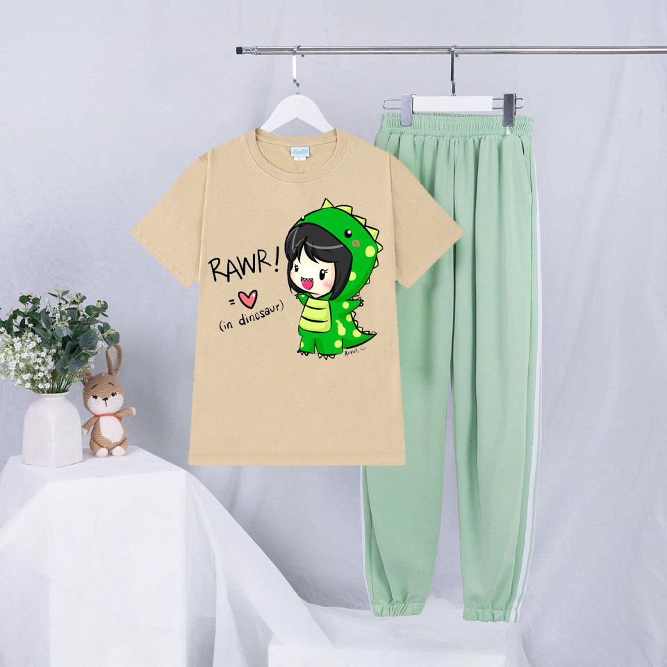 Sét Bộ Quần Áo Nữ Xinh Cute Mặc Đi Chơi Dạo Phố, Chất Liệu Áo Cotton Organic Ngắn Tay Cổ Tròn In 3D Hoạt Hình Dễ Thương Kèm Quần Thun Sọc Bo Gấu Co Giãn Nhẹ Phong Cách Thời Trang Trẻ Hàn Quốc